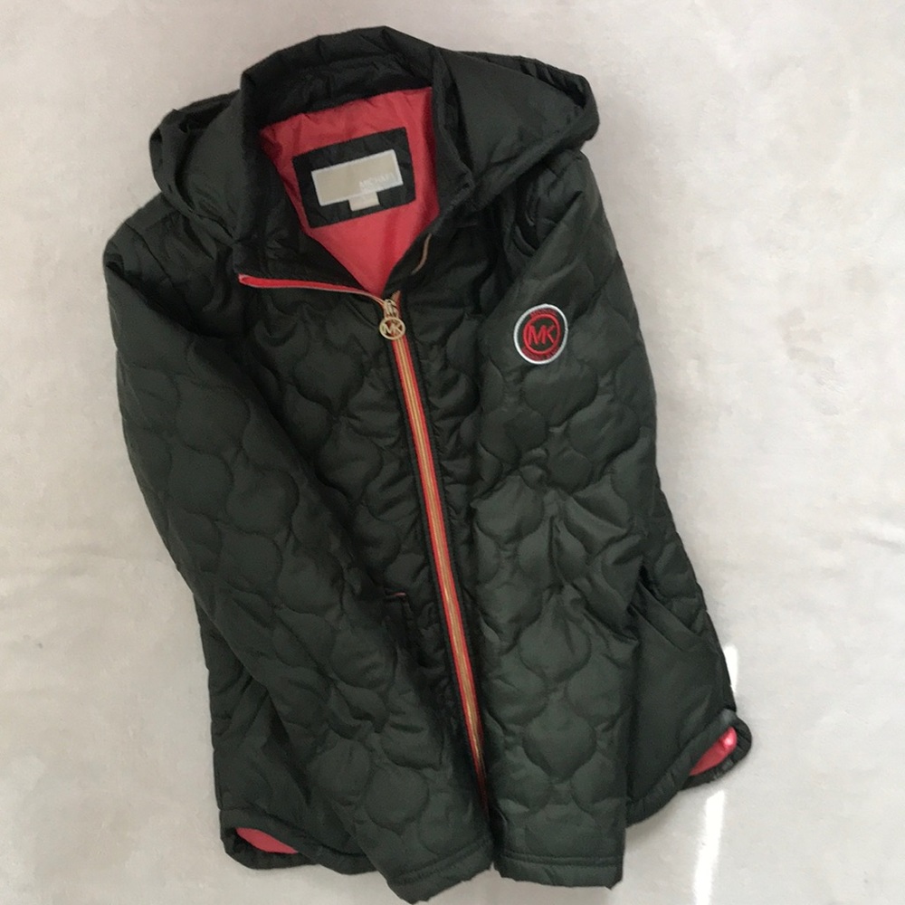 ❤️Host pick!❤️👶Michael Kors Girls puffy jacket